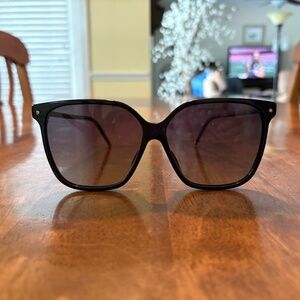 Louis Vuitton Oversized Sunglasses Monogram frame new